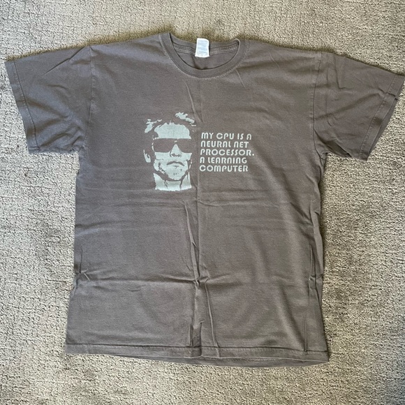 Gildan Graphic T-Shirt My CPU Is a Neural Net Processor A Learning Computer - Picture 1 of 5